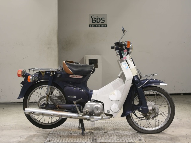 Honda C90