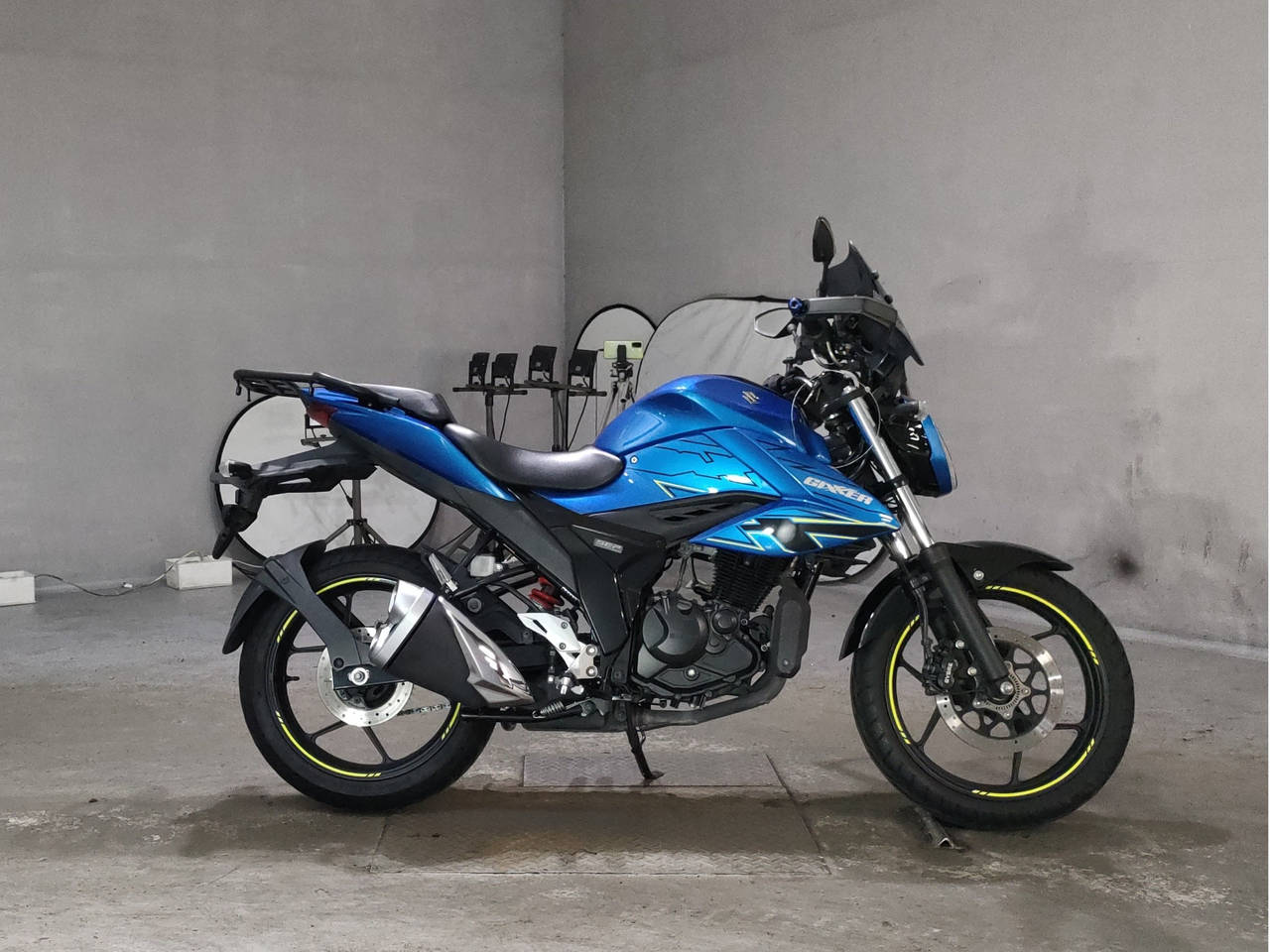 Suzuki GIXXER 150