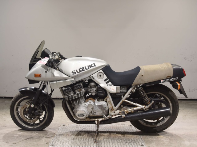 Suzuki GSX750S KATANA — фото 2