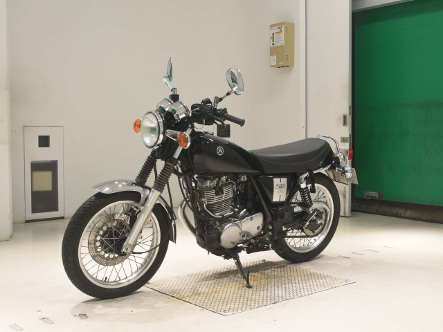 Yamaha SR400 — фото 4