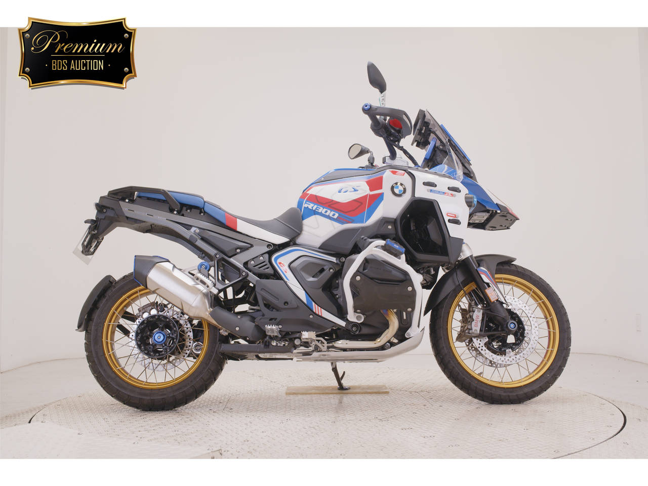 BMW R1300GS ADV ASA, right