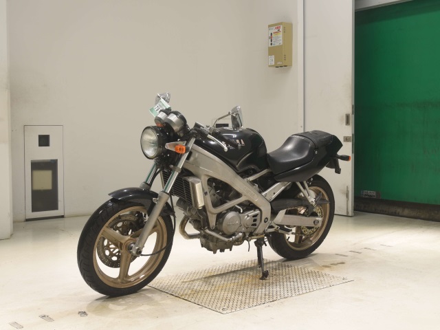 Honda VT250 SPADA — фото 4