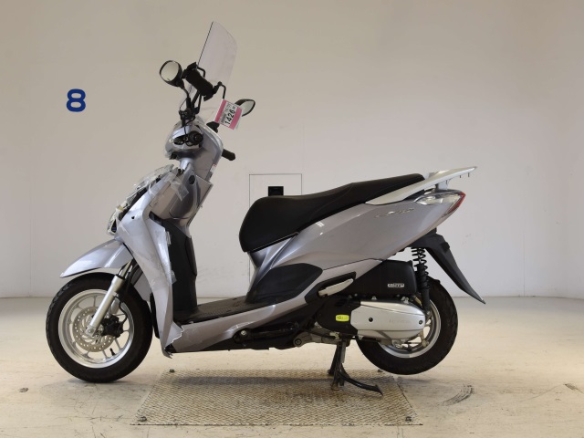Honda LEAD125 — фото 2