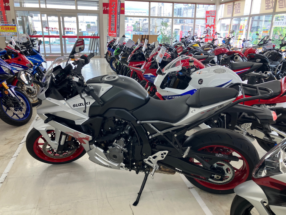 Suzuki GSX-8R — фото 2