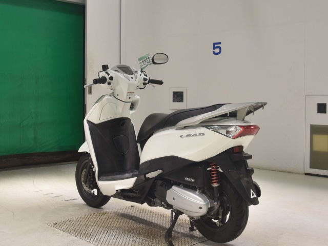 Honda LEAD125 — фото 6