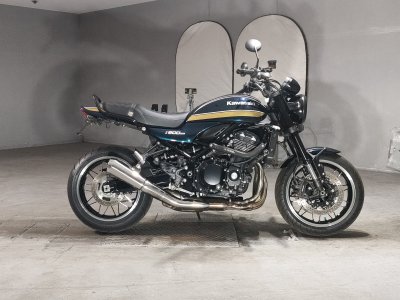 Kawasaki Z900RS