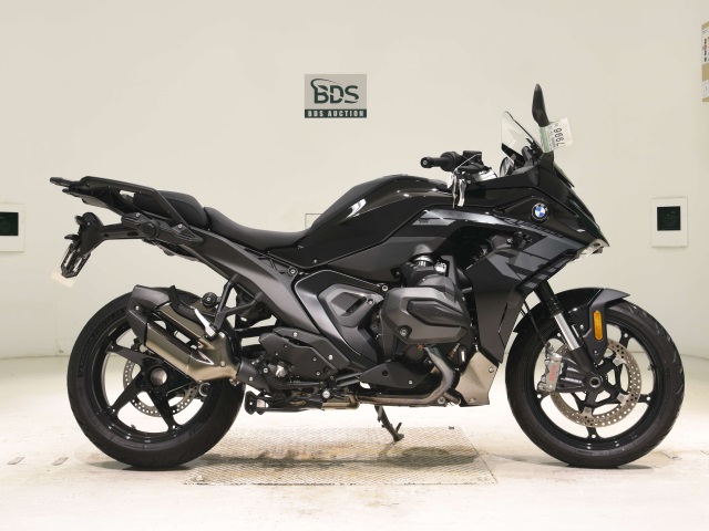 BMW R1300RS