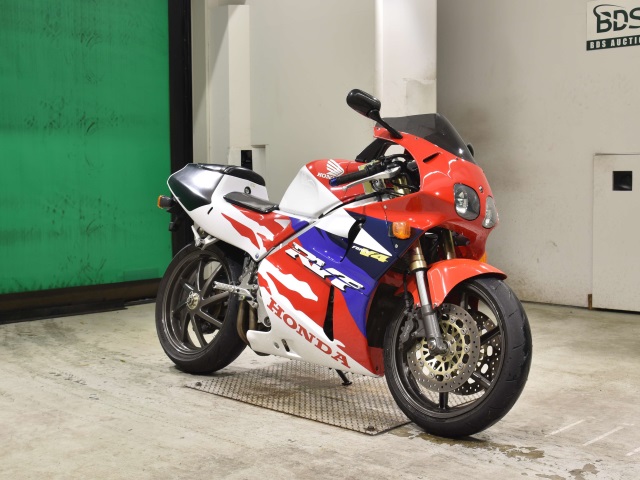 Honda RVF400 — фото 3