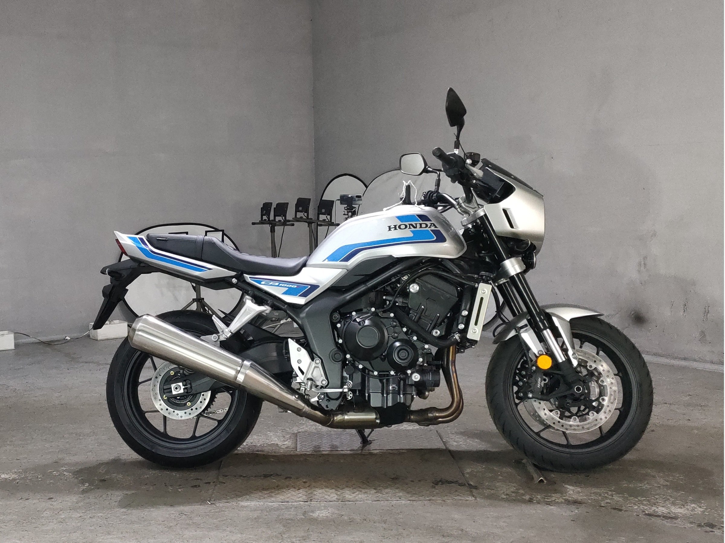 Honda CB1000F