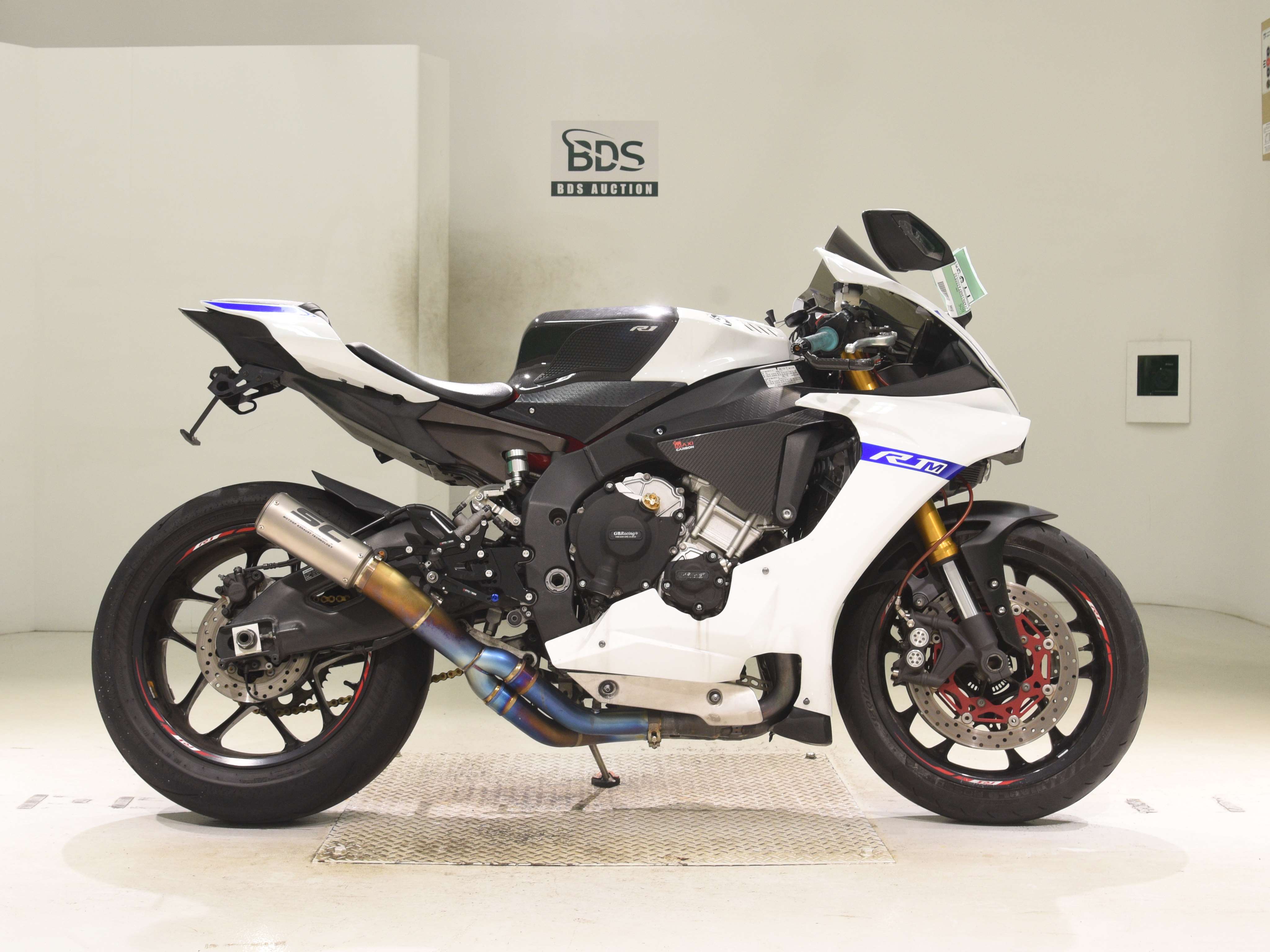 Yamaha YZF-R1