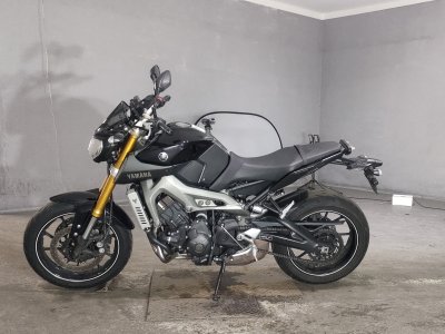 Yamaha MT-09 — фото 2