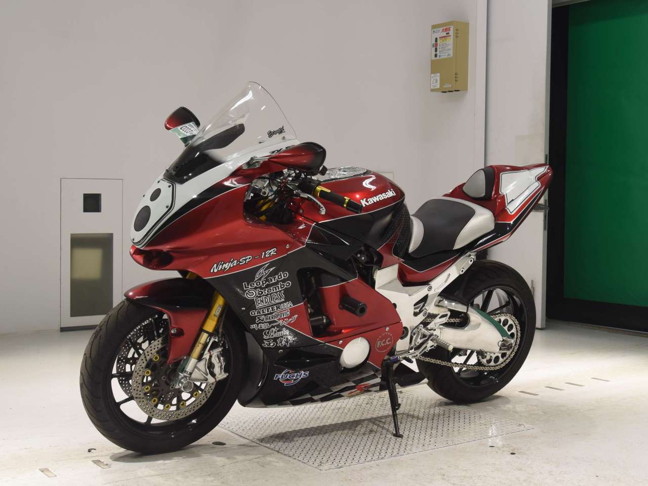  0003] Kawasaki NINJA ZX-12R - JKAZX9A12YA010821