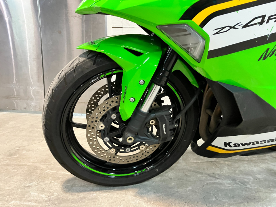 Kawasaki NINJA ZX-4RR — фото 22