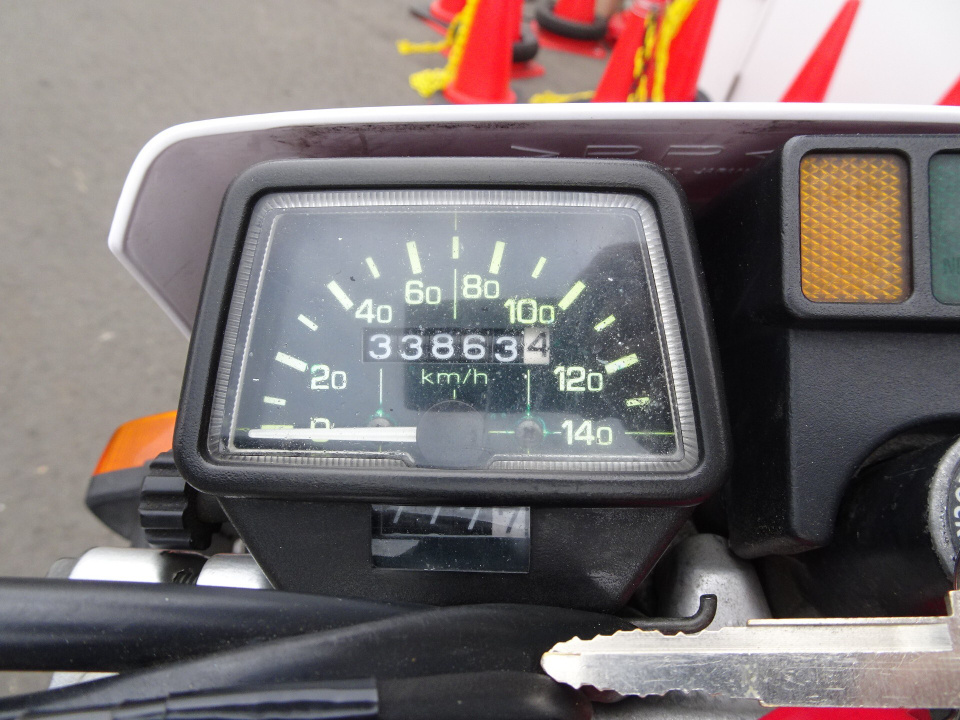 Yamaha SEROW XT225 — фото 3