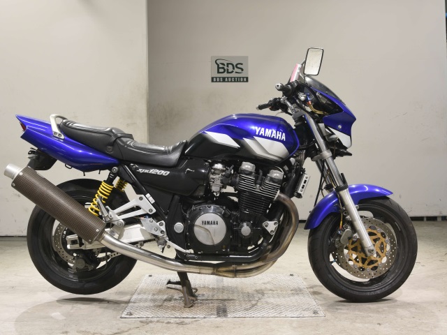 Yamaha XJR1200