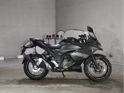 Suzuki GIXXER250SF
