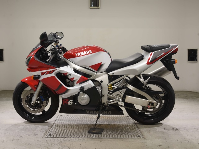 Yamaha YZF-R6 — фото 2