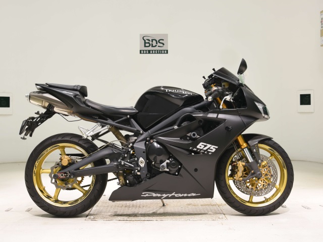 Triumph DAYTONA 675