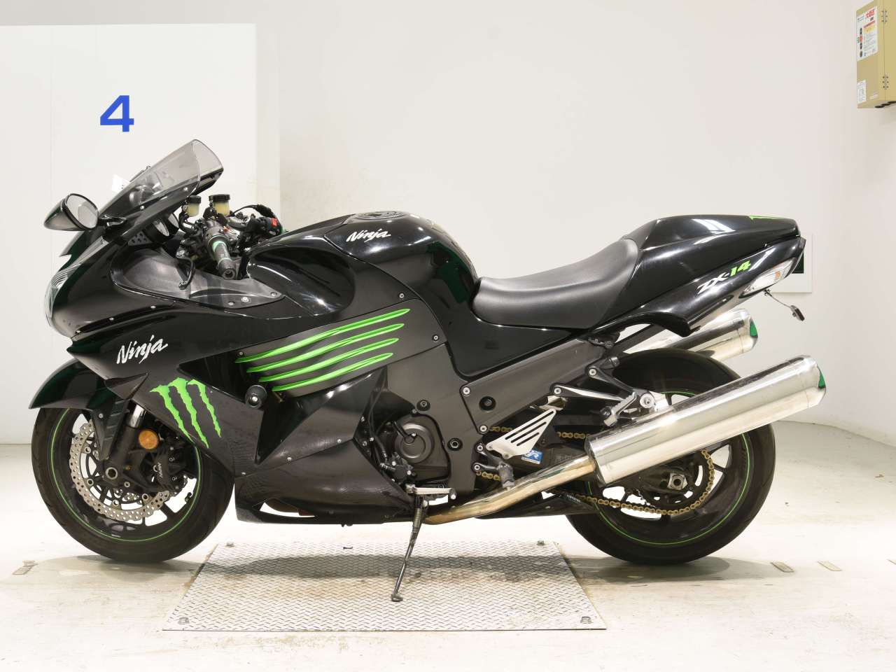 7706] Kawasaki NINJA ZX-14R - JKBZXNC119A013177