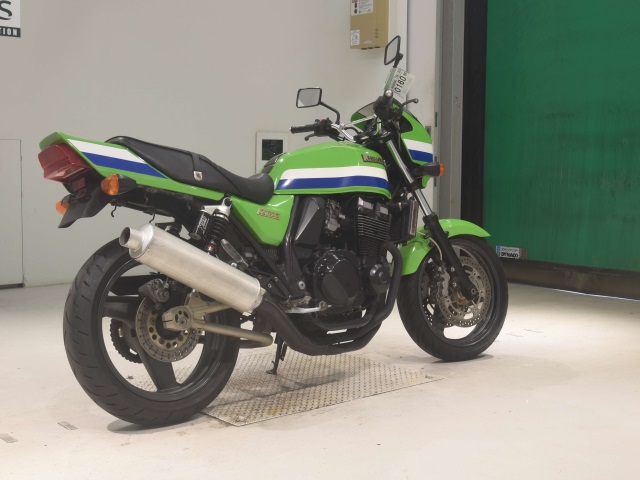 Kawasaki ZRX400 — фото 5