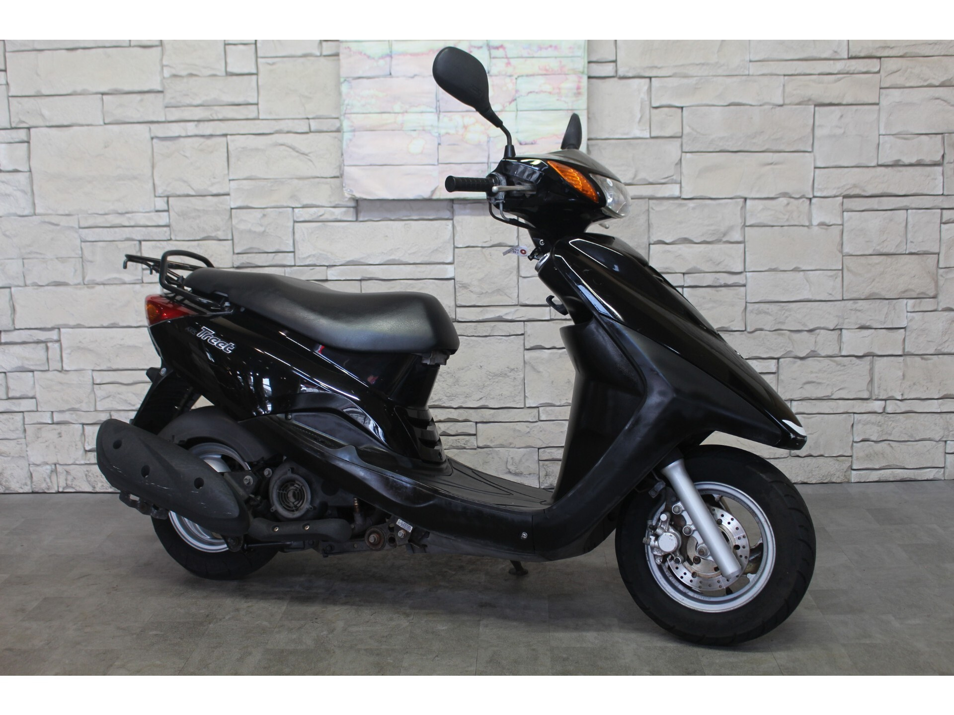 Yamaha AXIS TREET