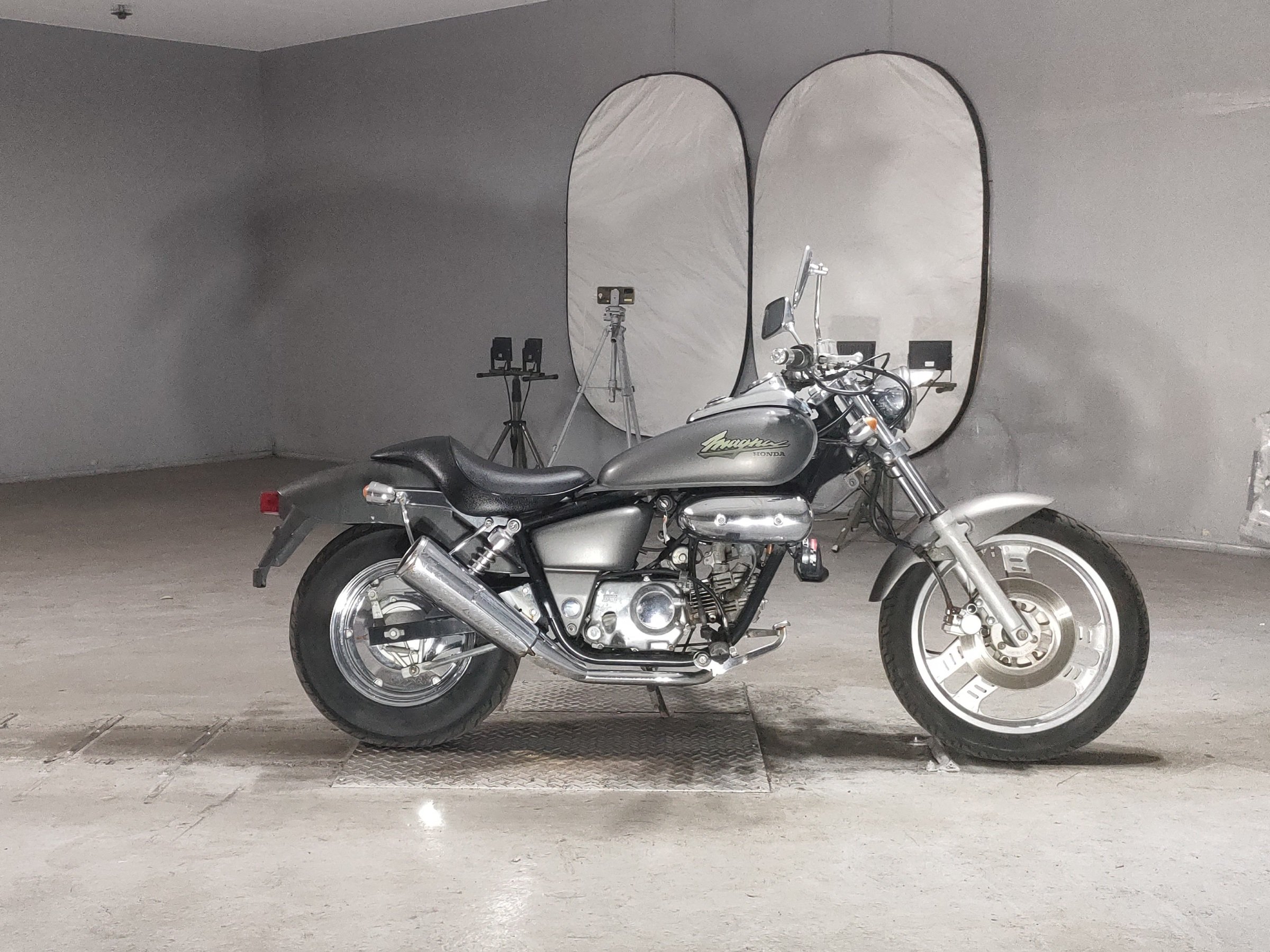 Honda MAGNUM 50