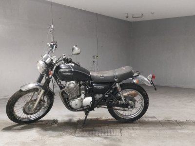 Honda CB400SS — фото 2