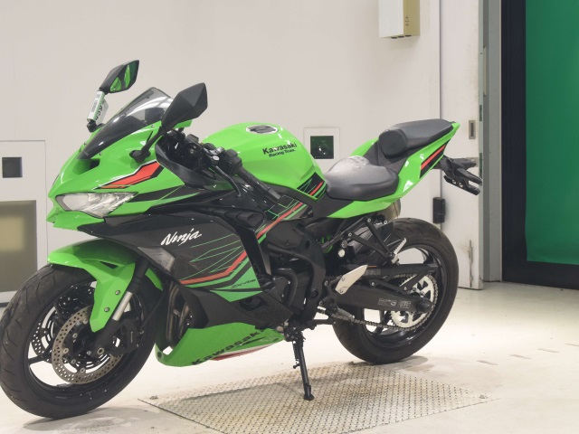 Kawasaki ZX-4R — фото 4