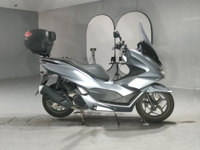 7604] Honda PCX125 - JF28-1119296