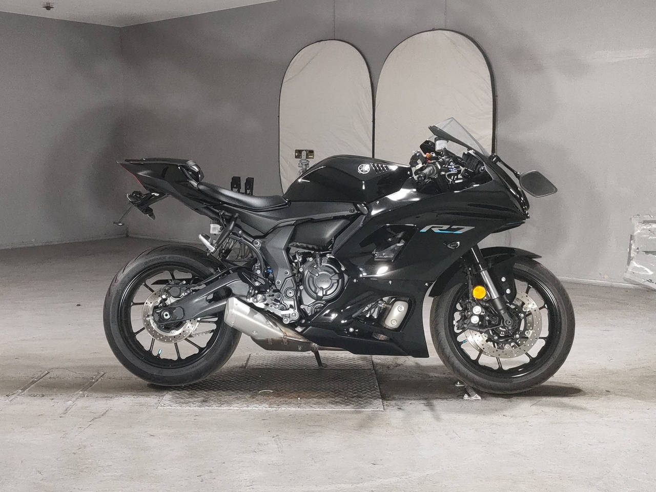 Yamaha YZF-R7