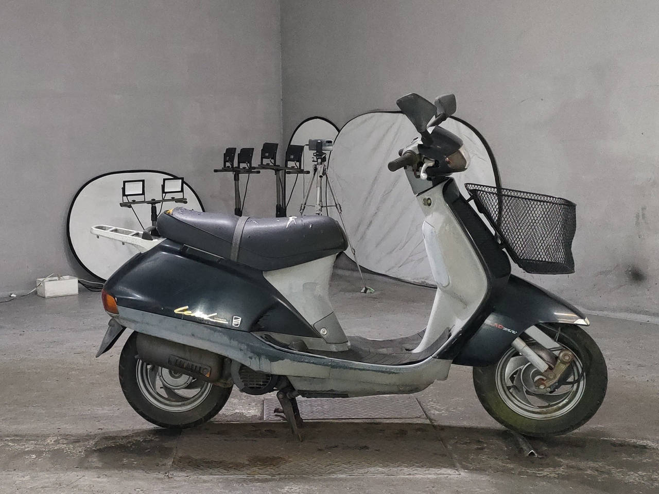 Honda LEAD90
