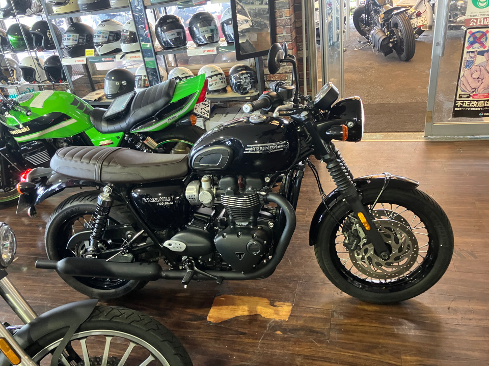 Triumph BONNEVILLE T120