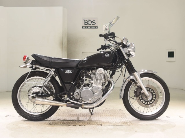 Yamaha SR 400