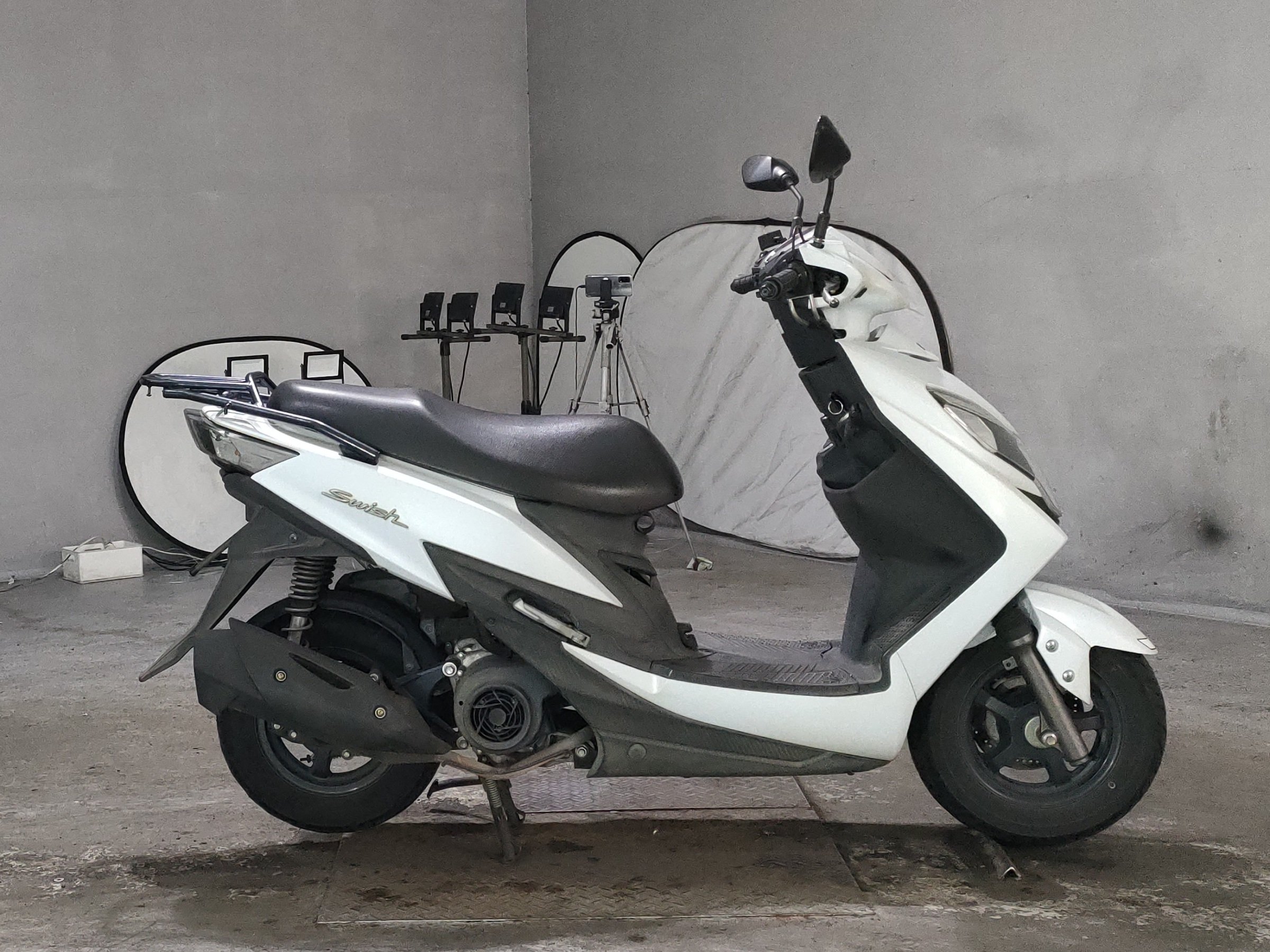 Suzuki SWISH