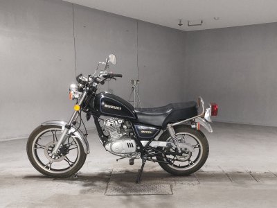Suzuki GN125H — фото 2
