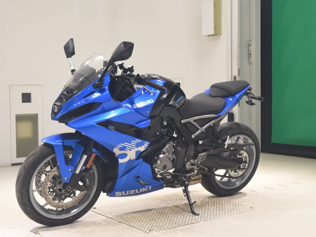 Suzuki GSX-8R — фото 4