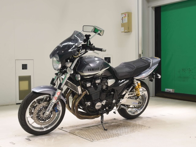 Yamaha XJR1300 — фото 4