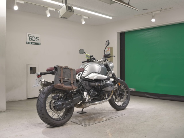BMW R NINE T SCRAMBLER — фото 5