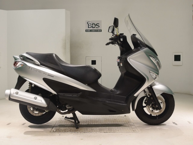 Suzuki BURGMAN200