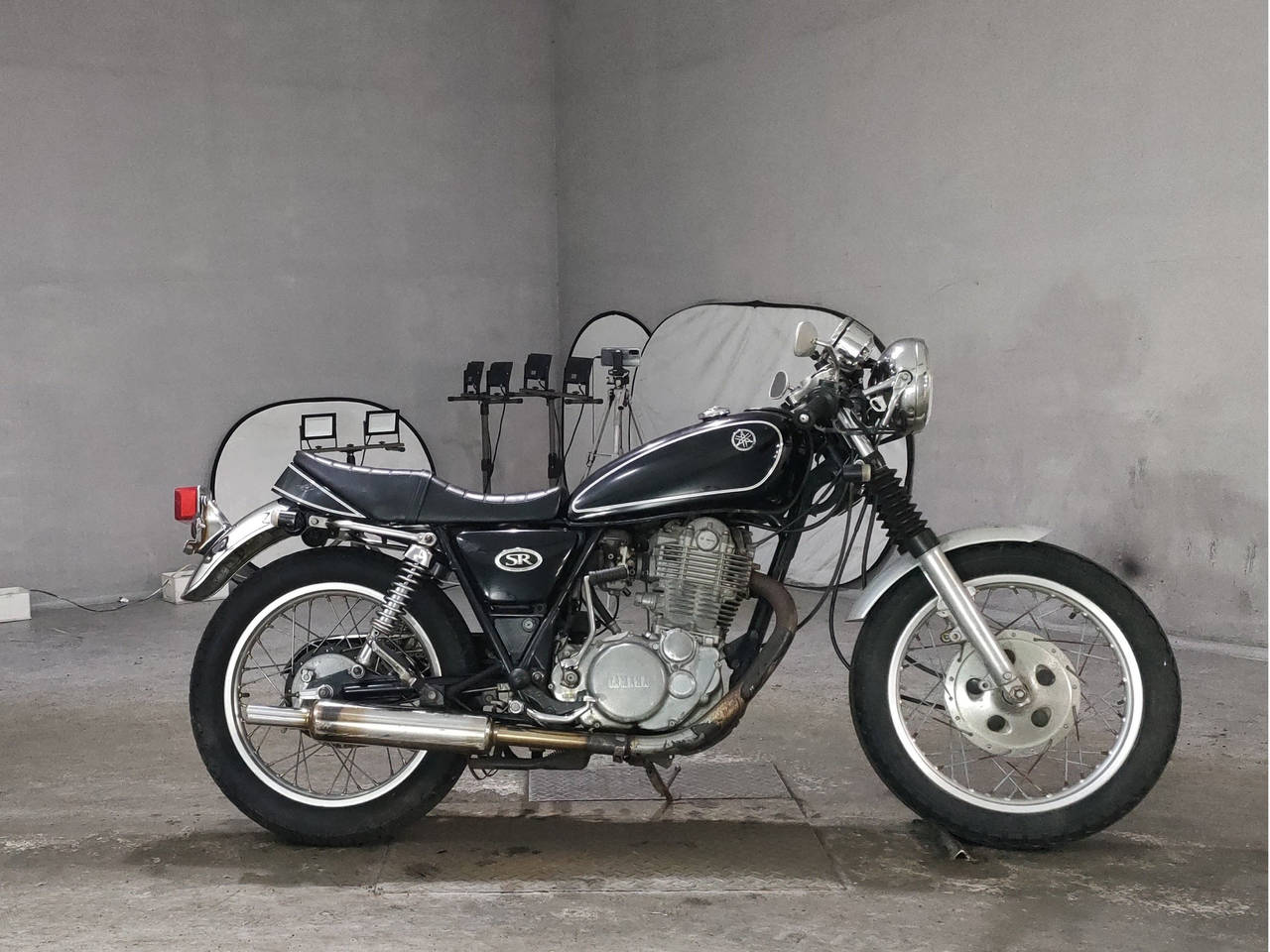 Yamaha SR400