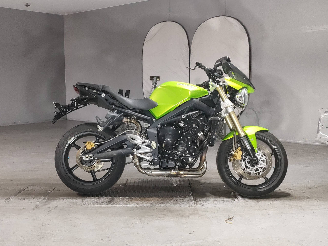 Triumph STREET TRIPLE, zdjęcie 1