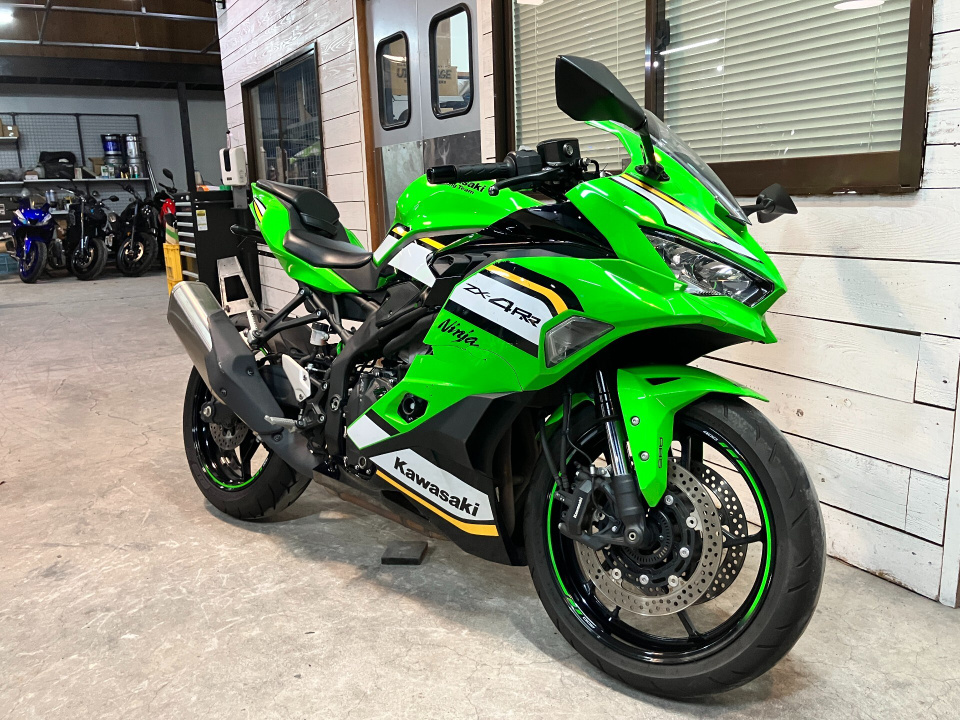 Kawasaki NINJA ZX-4RR — фото 7