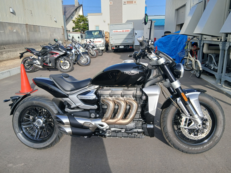 Triumph ROCKET III R