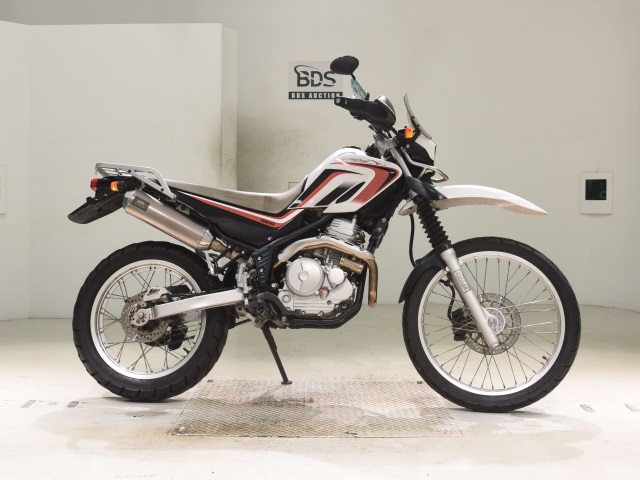 Yamaha SEROW XT250