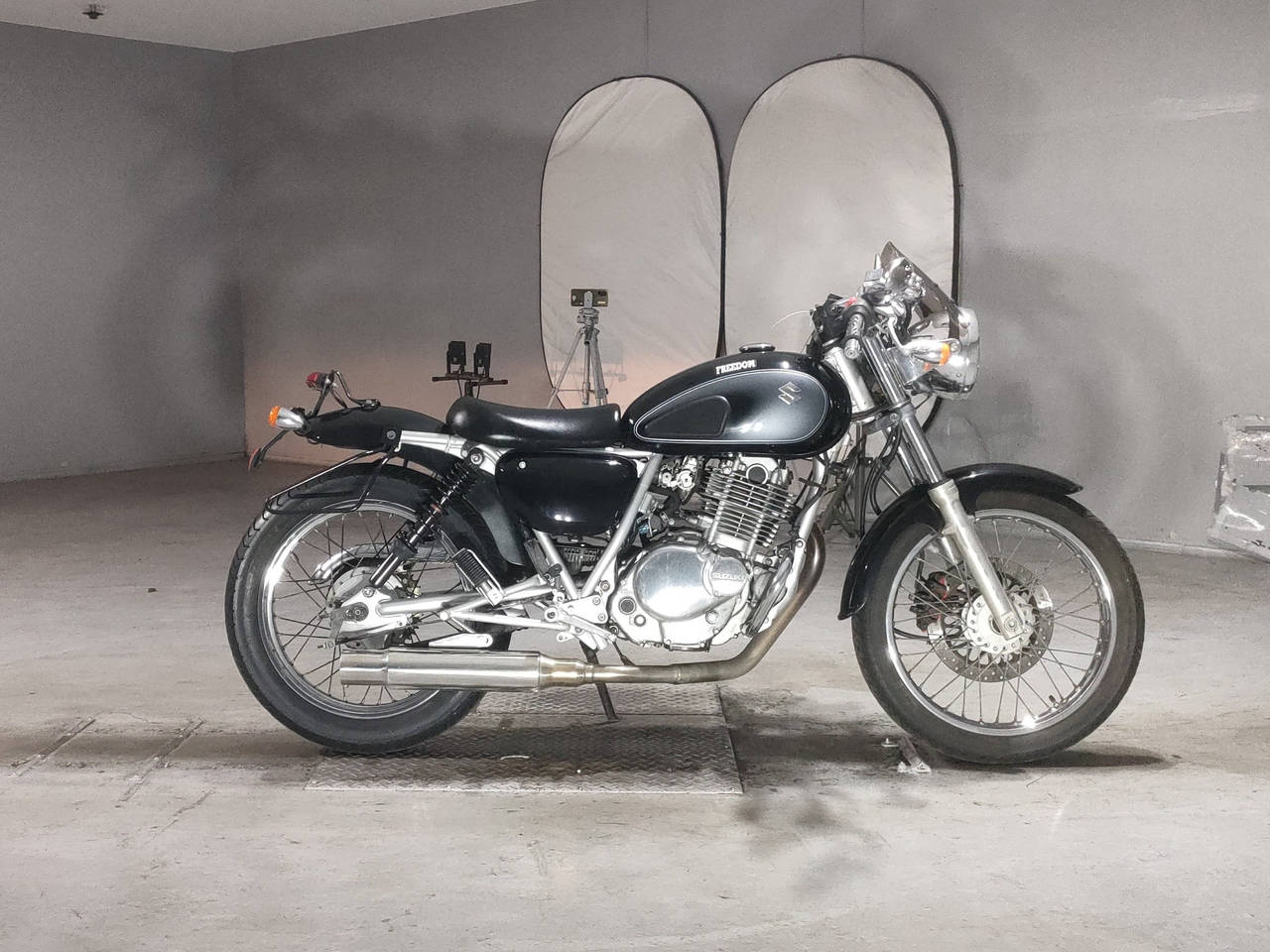 Suzuki ST250E
