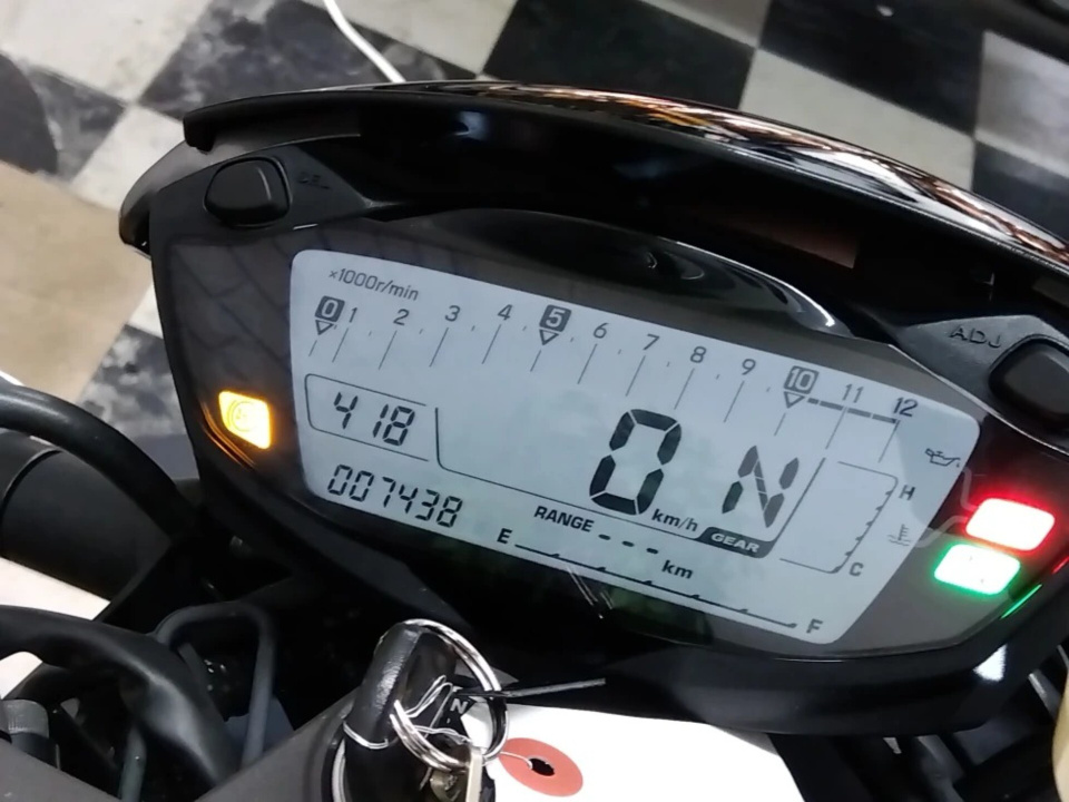 Suzuki SV650SA — фото 3