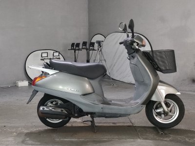 Honda LEAD100