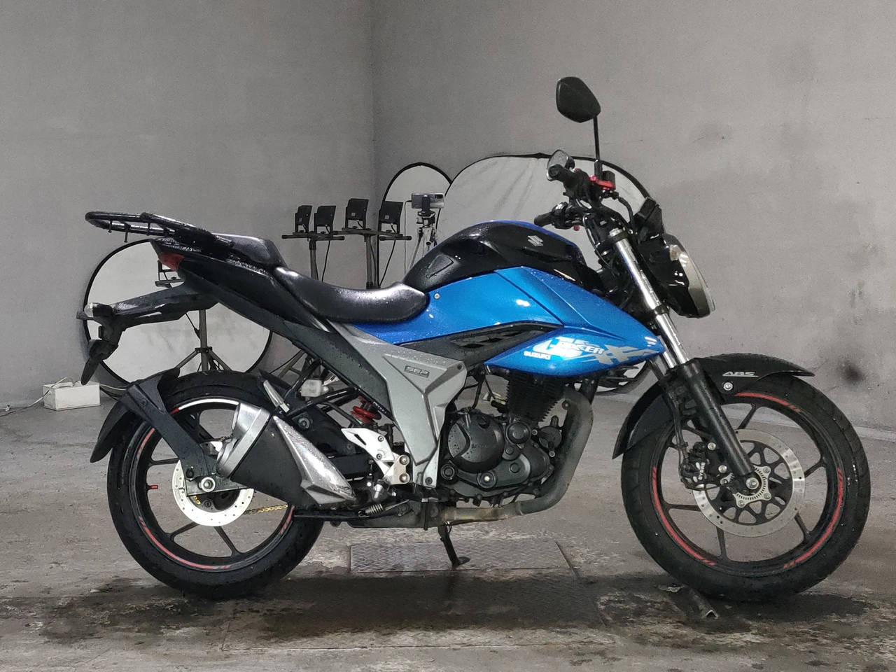 Suzuki GIXXER 150, Foto 1