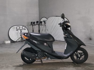 Suzuki ADDRESS V50
