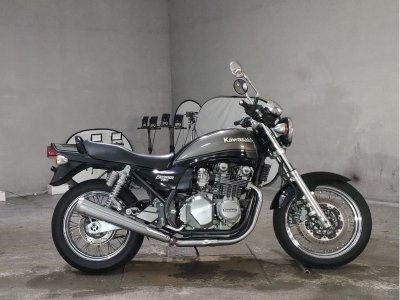 Kawasaki ZEFAIR 750RS